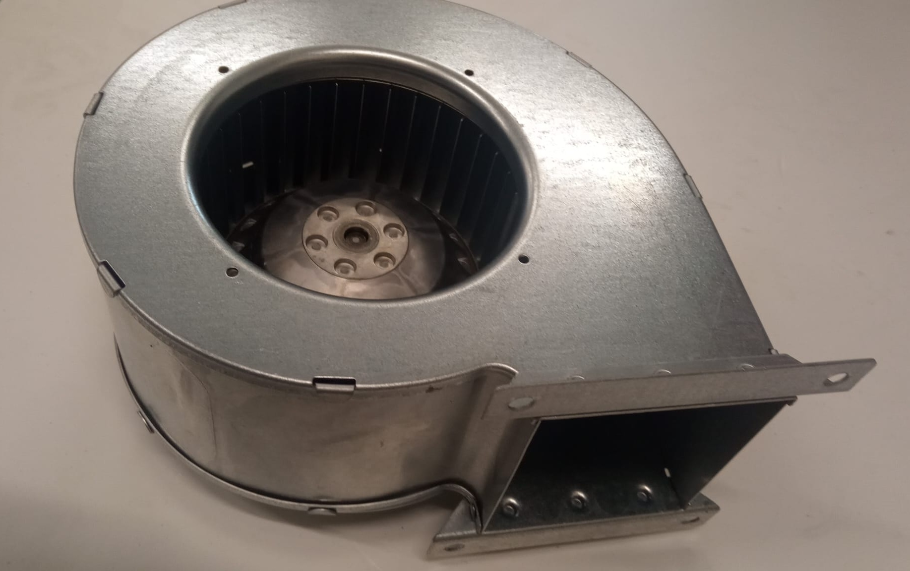 PELLET-SET/MULTI centrbēdzes ventilātors, G2E120-CR21-01, Centrometal, 20932